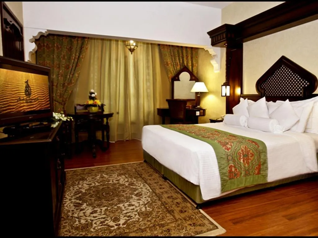Arabian Courtyard Hotel & Spa Dubái